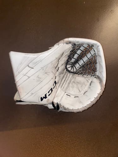 CCM EFlex 5 Pro 590 Glove