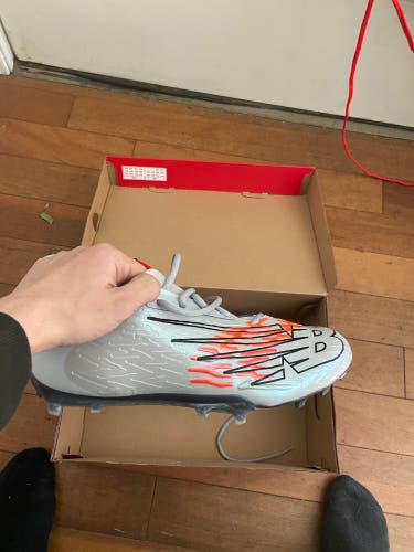 Men's Size Men's 10.5 (W 11.5) New Balance Cleats