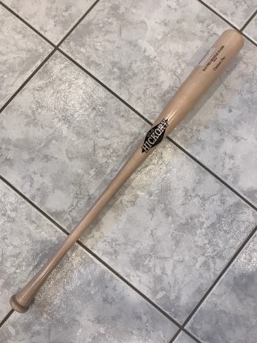 NEW Old Hickory J143M Maple Wood Bat (33 Inch)