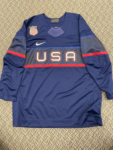 Nike senior XL navy USA jersey