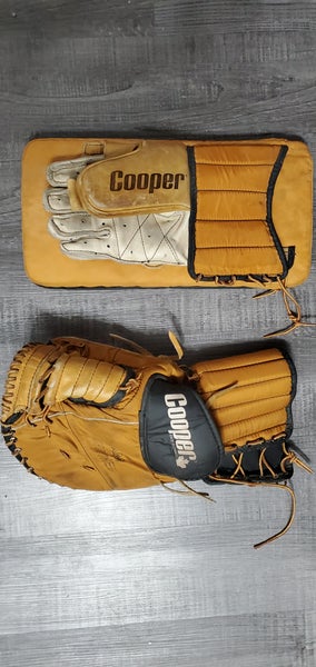 Cooper GM12 Hockey Goalie Glove Leather Wallet Minimalist 