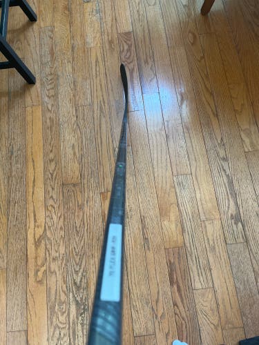 Senior Right Handed P29 RibCor Trigger 6 Pro Hockey Stick