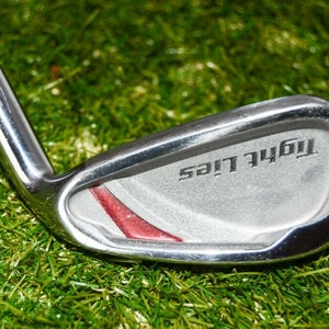 Adams 	Tight Lies 	4 Iron 	Right Handed	38.5"	Steel 	Stiff	New Grip