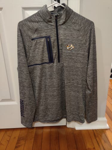 Nashville Predators Men's Small 1/4 Zip Pullover