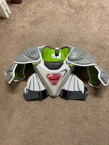 New Large Maverik MAX EKG Shoulder Pads