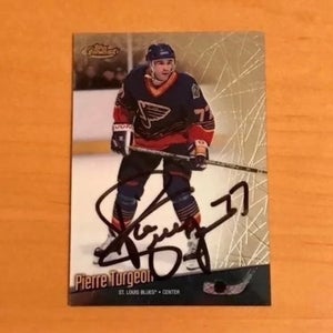 1999 Topps Finest Autographed Pierre Turgeon #125