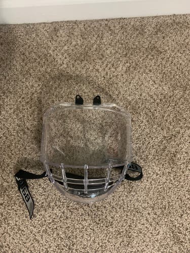 Used  Bauer Concept 3 Full Shield