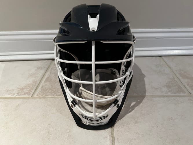 Player's Cascade S Helmet