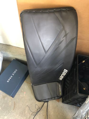 Used 25" Bauer Reactor 7000 Goalie Leg Pads