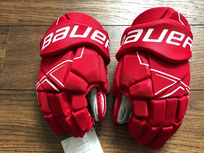 New Bauer NSX Gloves   MISMATCH RH 13" LH 14"
