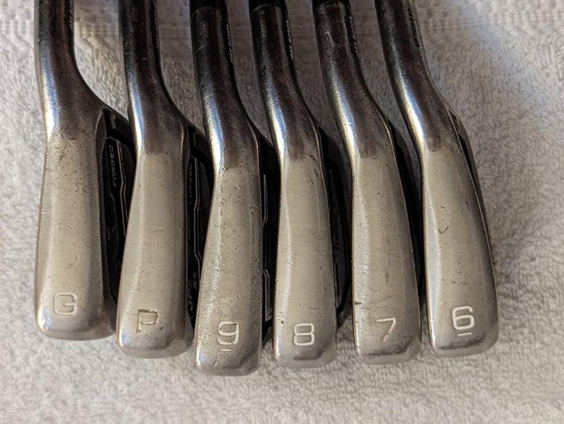 Mizuno JPX EZ Forged Iron Set 6-GW Steelfiber 70 Gram Regular Flex Shafts MCC Std. Size Grips