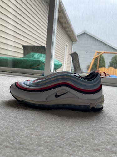 Yellow Men's Size 13 (Women's 14) Nike Shoes