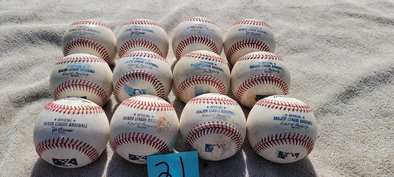 Used Rawlings Official Major League Baseballs 12 Pack (1 Dozen)