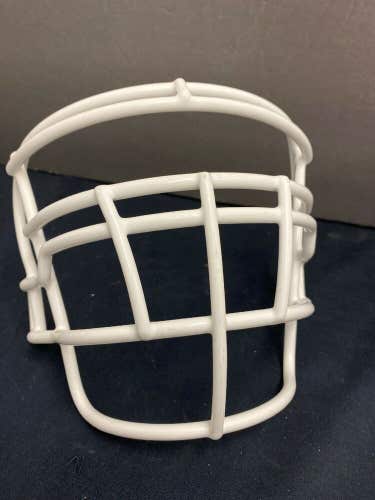 Riddell  REVOLUTION G3BD Adult Football Facemask In White. REDUCED!