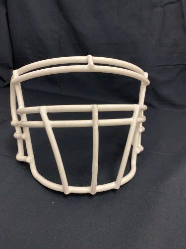 Riddell  REVOLUTION G2BDC Adult Football Facemask In White. REDUCED!!!