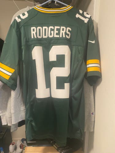 Aaron Rodgers Packers Adult Used Medium Nike "On Field" style Jersey