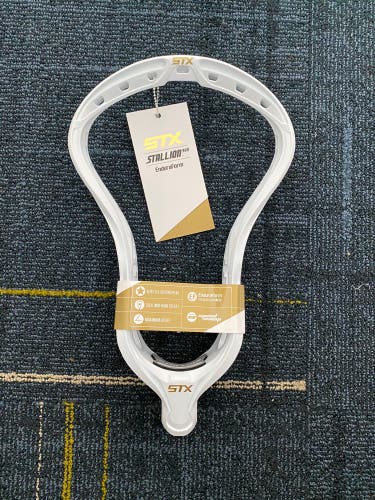 BNWT STX Stallion 900 Head