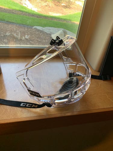 Large CCM Full Shield FV1