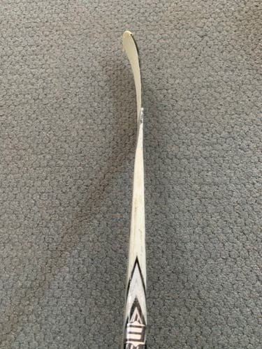 “Jason Spezza” Easton S19 Pure