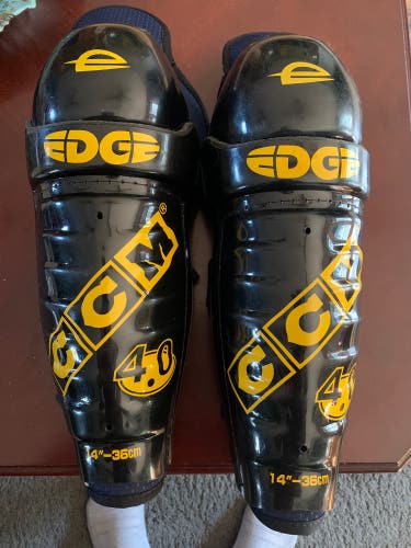 CCM Edge Shin Pads