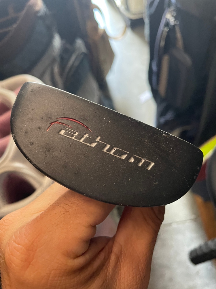 Golf putter FATHOM in right Handed