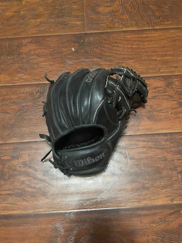 Wilson a2000 infield glove