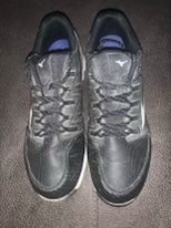 Black Used Metal Low Cut