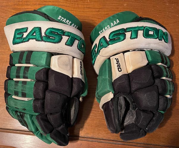 Easton AAA Dallas Stars mitts