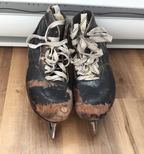 Antique Vintage CCM Leather GOALIE Hockey Skates