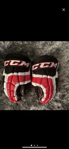Black Senior CCM Pro Model 14" Pro Stock Gloves