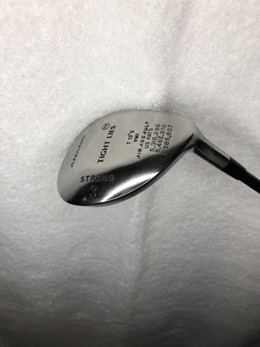 Men's Right Handed Stiff Flex Strong 3 Wood Tight Lies Fairway Wood