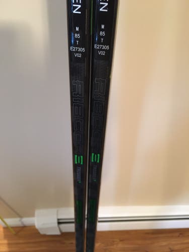 (2 pack) Senior Right Handed P92 Pro Stock Ribcor Trigger 5 Pro Hockey Stick