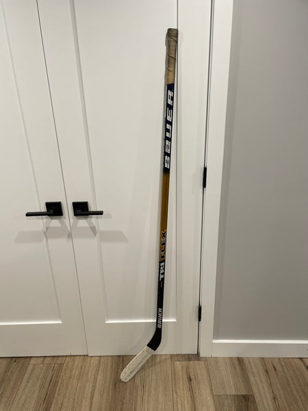 Senior Right Handed PL88(Lindros) Tri Flex Hockey Stick