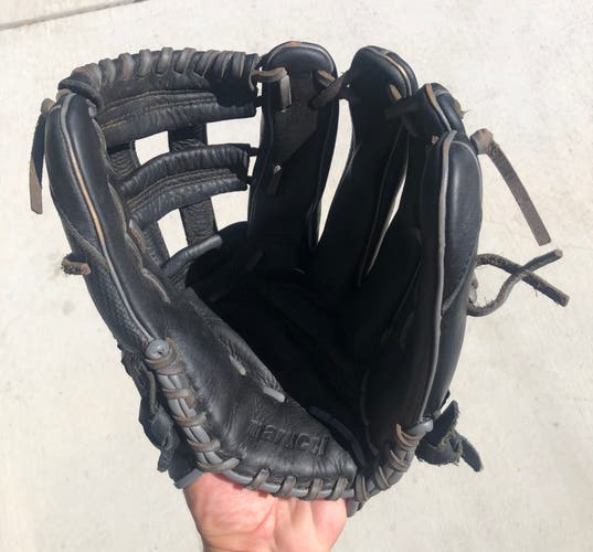 Right Hand Throw 12" Geaux Baseball Glove (Rare - Great Condition)