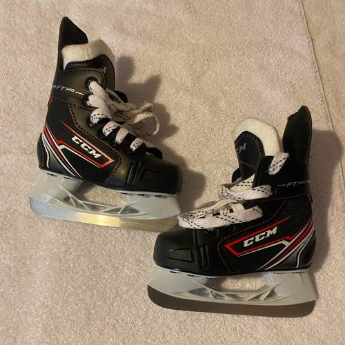 CCM Hockey JetSpeed FT 340 Youth Size 6 Ice Hockey Skates