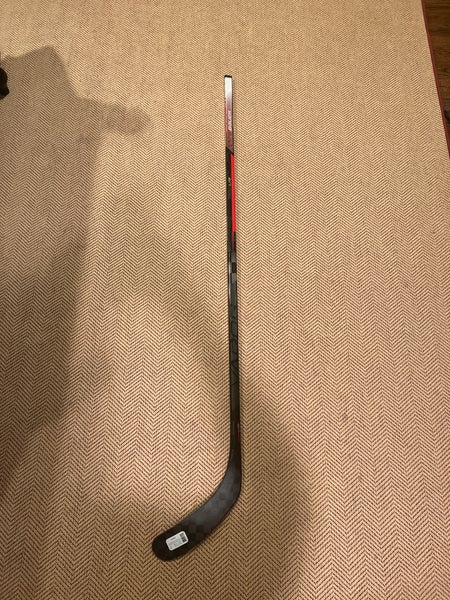 Senior Left Hand P92, 87 Flex, Vapor Hyperlite Hockey Stick