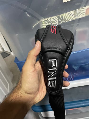 Ping i25 golf Head cover