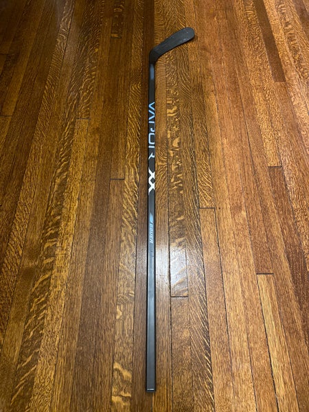 Like New Vapor XX Hockey Stick RH