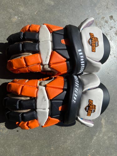 Used Player's Warrior Evo Lacrosse Gloves