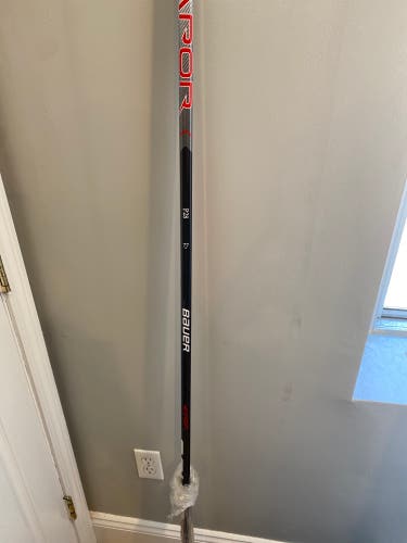Senior Left Hand P28 Pro Stock Vapor pro stock Hockey Stick