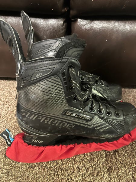 Junior Bauer Size 6.5 Supreme 160 Hockey Skates