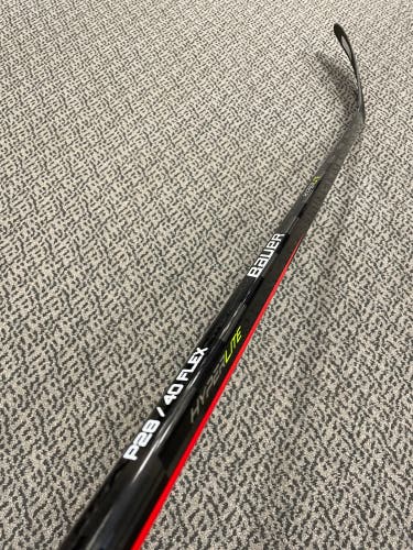 Bauer Vapor Hyperlite 40 flex P28 curve right hand sticks