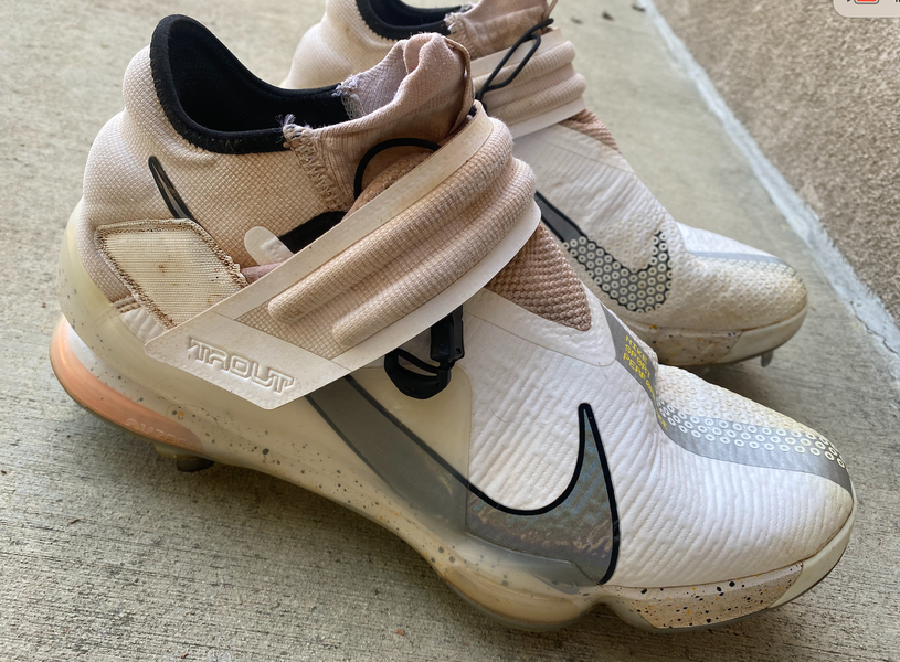 Men's Size 12 Metal Nike Force Zoom Trout 7 "White Speckled"
