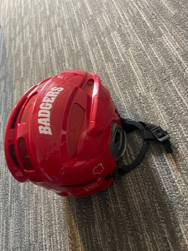 Used University of Wisconsin Badgers CCM Helment