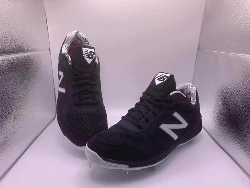 New Balance Men’s Sz 7.0 Tupelo V1 Low Metal Baseball Cleats