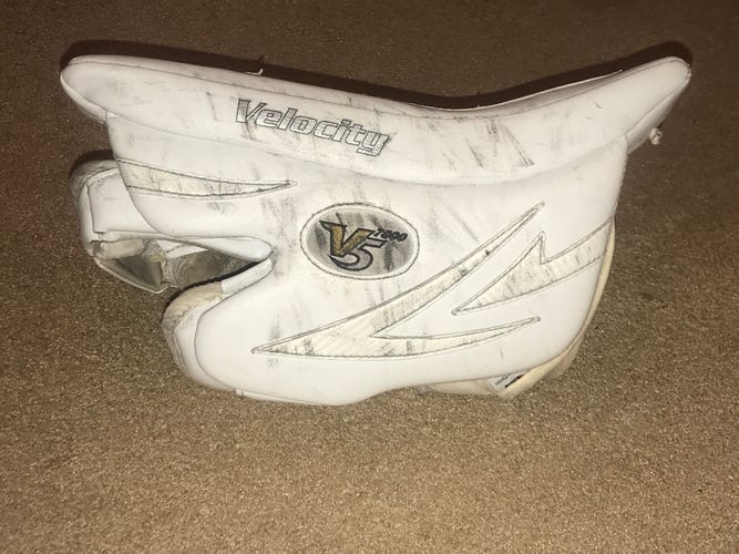 Vaughn V5 7800 Hockey Goalie Blocker Senior