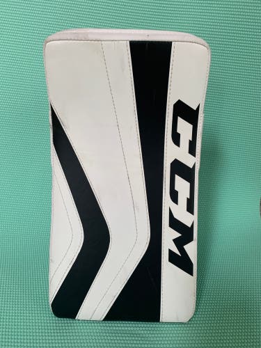 CCM full right junior goalie blocker