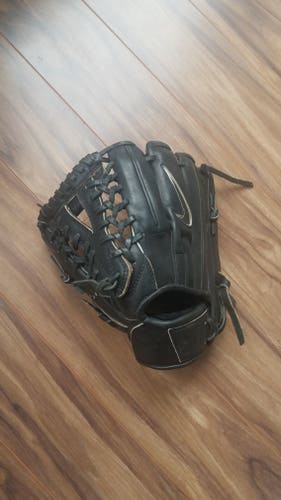 Used Nike Left Hand Throw Pitcher's N1 Elite Baseball Glove 11.5"