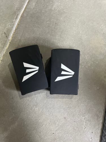 Easton Catchers Knee Blocks