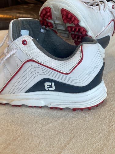 Junior Spikeless Footjoy Pro S/L Golf Shoes - Size 3